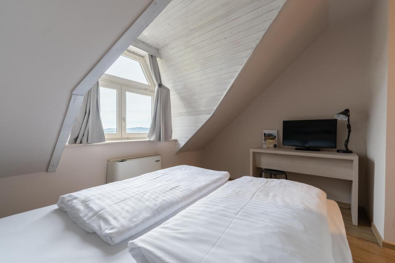 Arena Hotel